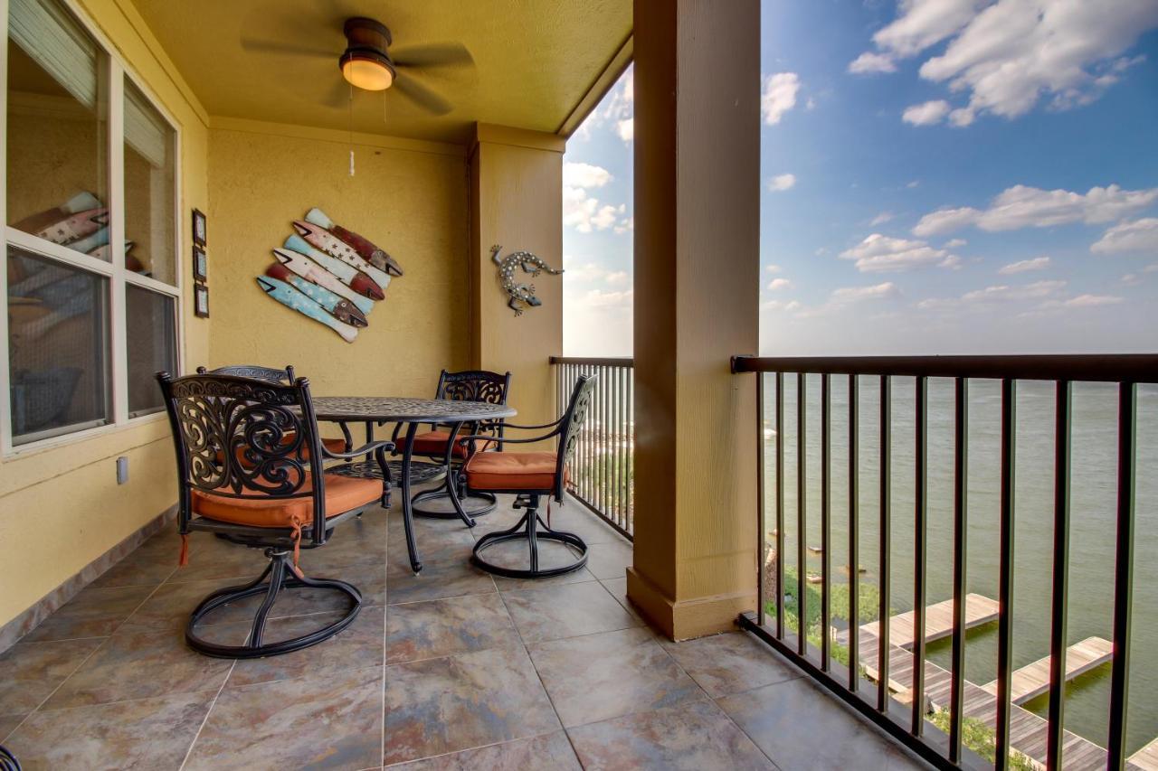The Waters Condo Building 5 Patriot'S Retreat Horseshoe Bay Exterior foto